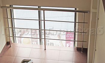 Межэтажное ограждение окна из нержавейки в Санкт-Петербурге. Готовые проекты ПерилаГлавСнаб Межэтажное ограждение окна из нержавейки в Санкт-Петербурге. Готовые проекты ПерилаГлавСнаб