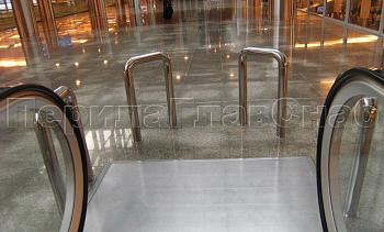 Защитный барьер эскалатора в Санкт-Петербурге. Готовые проекты ПерилаГлавСнаб