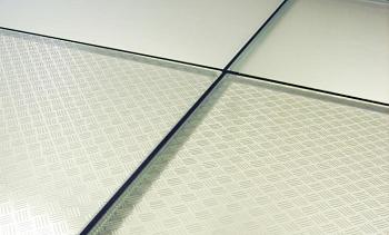 Стеклянный пол в квартиру с декоративным стеклом в Санкт-Петербурге. Готовые проекты ПерилаГлавСнаб