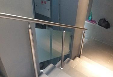 Ограждения и перила без ригелей купить в Санкт-Петербурге