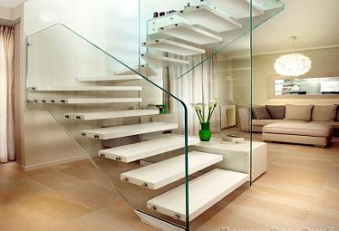 Консольные лестницы купить в Санкт-Петербурге