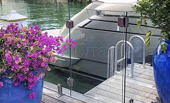 Стекло на креплениях: одностворчатые калитки стекло-стекло в Санкт-Петербурге. Готовые проекты ПерилаГлавСнаб