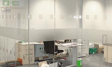 Стеклянные перегородки с рисунком купить в Санкт-Петербурге