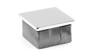 Заглушка для профильной трубы 40х40 мм, литая, полированная, хром (AISI 304) k224-3 купить в Санкт-Петербурге