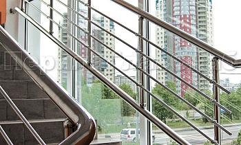 Ограждение на окна из нержавеющей стали в Санкт-Петербурге. Готовые проекты ПерилаГлавСнаб