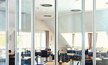 Стеклянные перегородки для зоны отдыха в офисе купить в Санкт-Петербурге