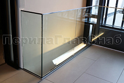 Стеклянные ограждения для торговых  и бизнес центров в Санкт-Петербурге. Готовые проекты ПерилаГлавСнаб - фото 20 Стеклянные ограждения для торговых  и бизнес центров в Санкт-Петербурге. Готовые проекты ПерилаГлавСнаб - фото 20