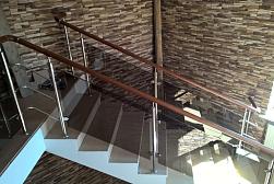 Ограждения из нержавейки со стеклом в Санкт-Петербурге. Готовые проекты ПерилаГлавСнаб - фото 20