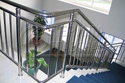 Перила и ограждения с вертикальным заполнением в Санкт-Петербурге. Готовые проекты ПерилаГлавСнаб - фото 3