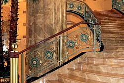Латунные перила под золото в Санкт-Петербурге. Готовые проекты ПерилаГлавСнаб - фото 3