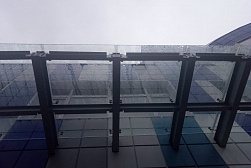 Стеклянные козырьки на спайдерах в Санкт-Петербурге. Готовые проекты ПерилаГлавСнаб - фото 10 Стеклянные козырьки на спайдерах в Санкт-Петербурге. Готовые проекты ПерилаГлавСнаб - фото 10