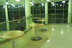 Стеклянные ограждения для торговых  и бизнес центров в Санкт-Петербурге. Готовые проекты ПерилаГлавСнаб - фото 9