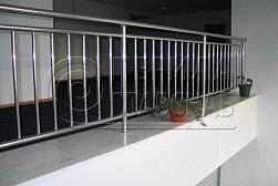 Перила и ограждения с вертикальным заполнением в Санкт-Петербурге. Готовые проекты ПерилаГлавСнаб - фото 4