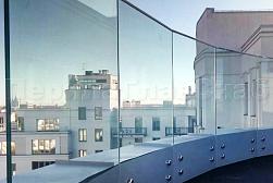 Цельностеклянные ограждения для крыш в Санкт-Петербурге. Готовые проекты ПерилаГлавСнаб - фото 6